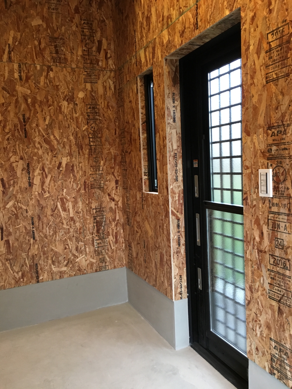 30.サーファーの家