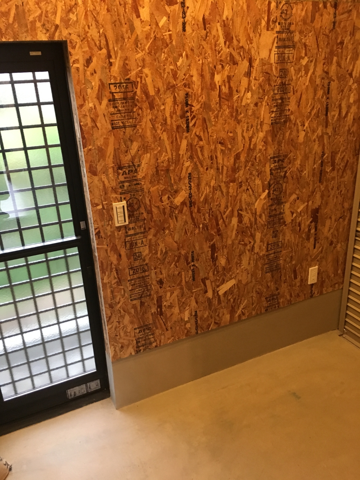 30.サーファーの家