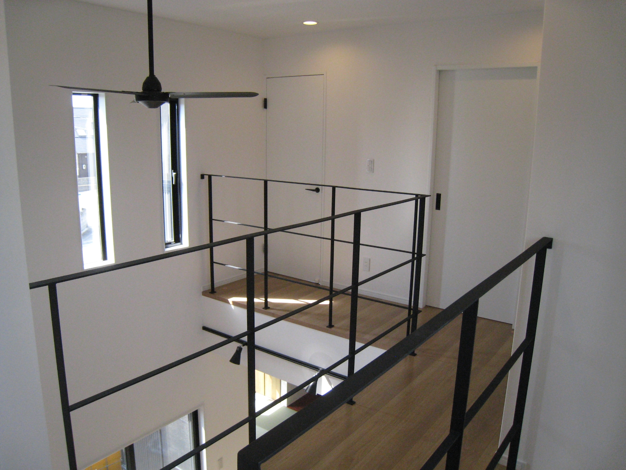 30.サーファーの家