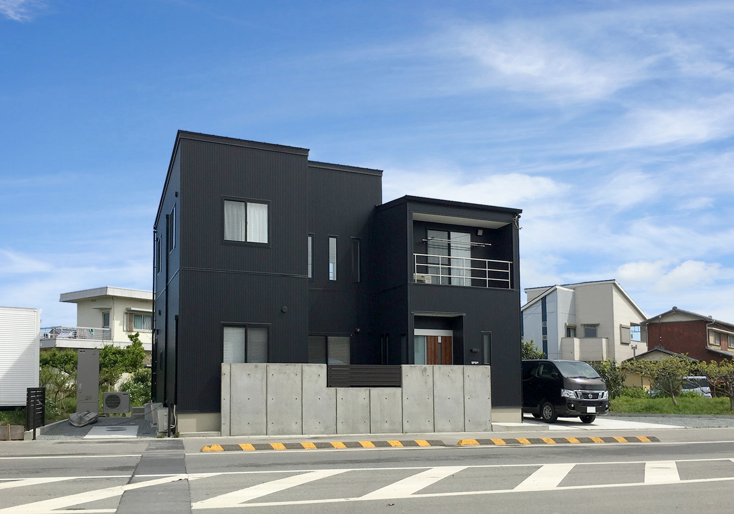 30.サーファーの家