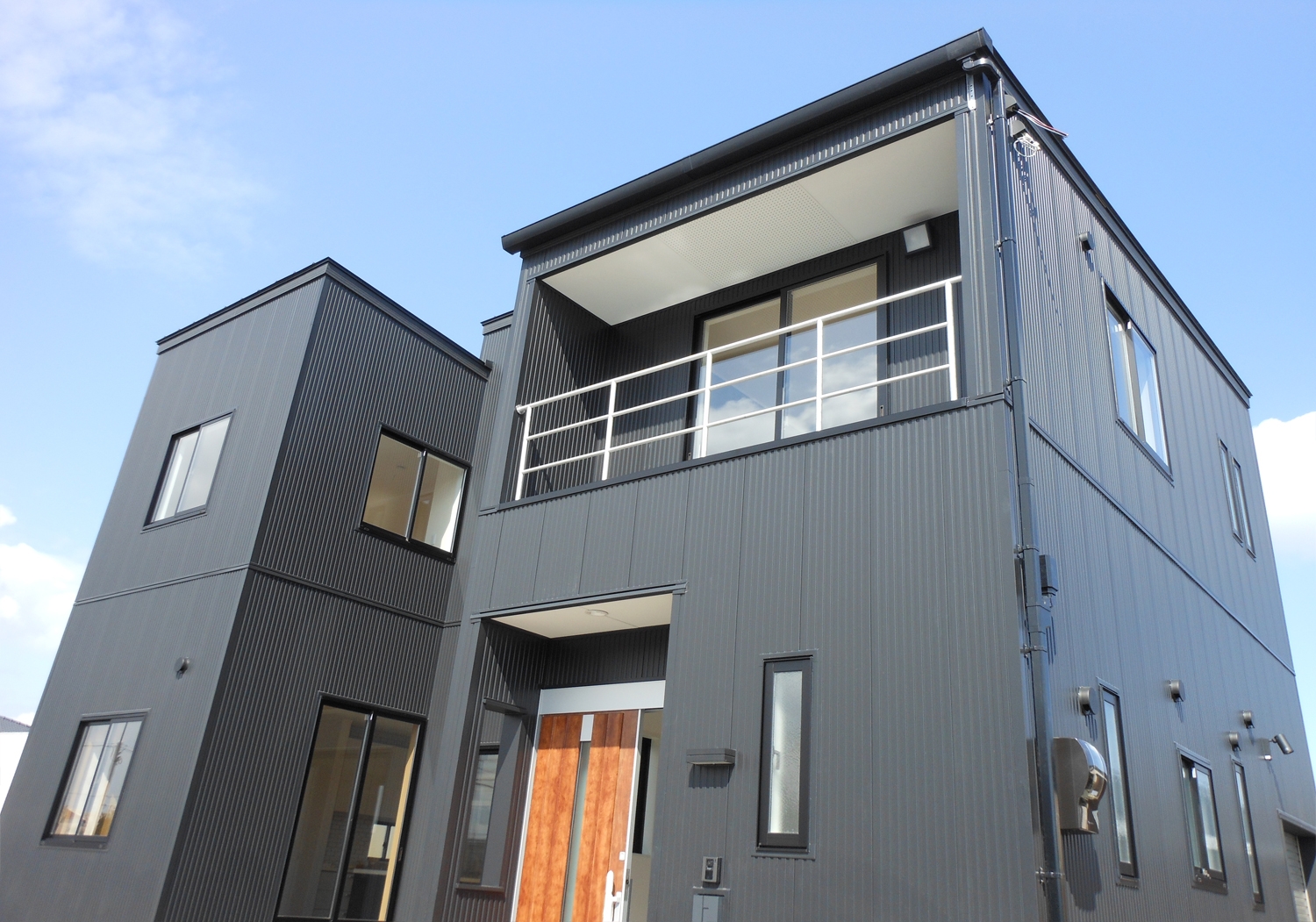 30.サーファーの家