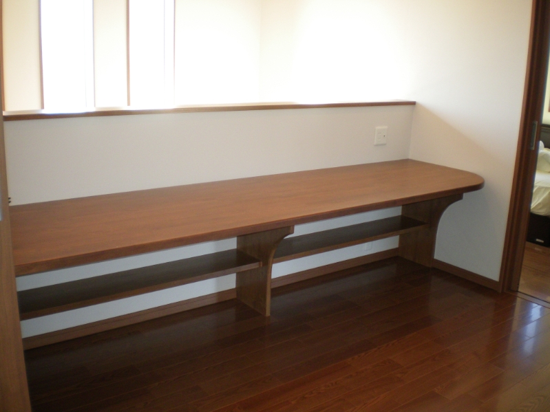 Mi様邸ワークスペース1