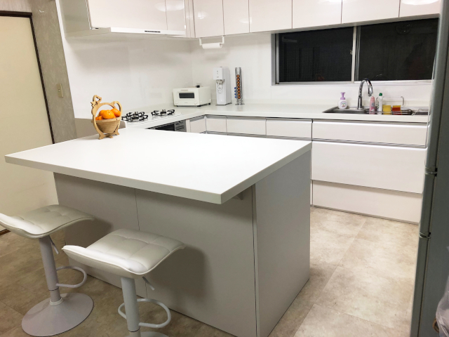 6347C0C9-4D5B-45BE-98D1-9F2890E9EE26s