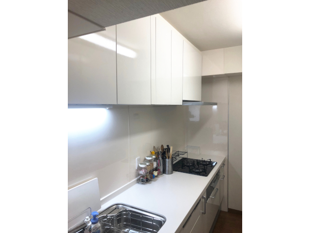 E26DA9E9-FDFD-45ED-8C7F-58D246187E09s