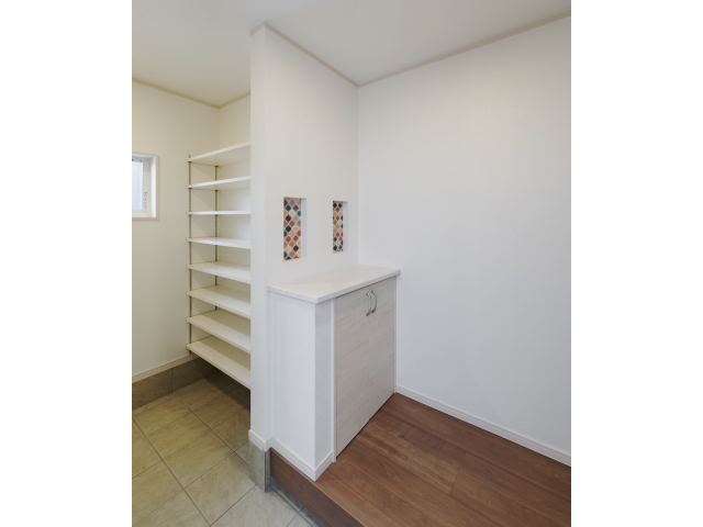 111-EXS20181220_mini1920s