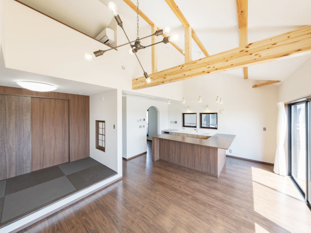 058-EXS20180422_minis