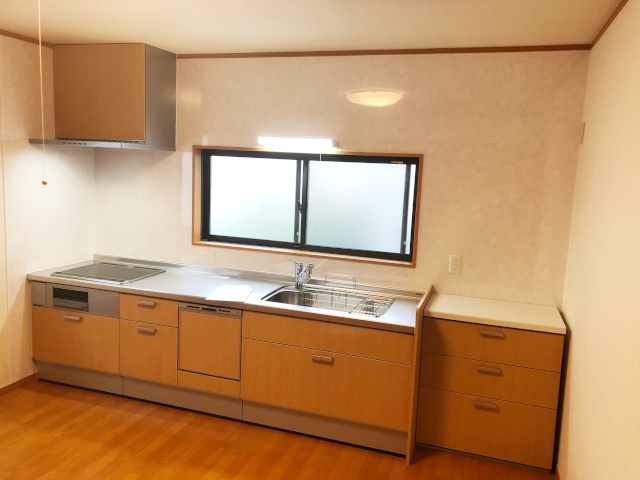 0CE008C5-867E-4061-B93A-A5E882265EBEs