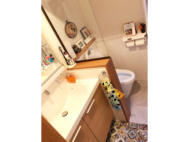 91CDC212-A92C-403D-BC49-865F8BCA73B1s