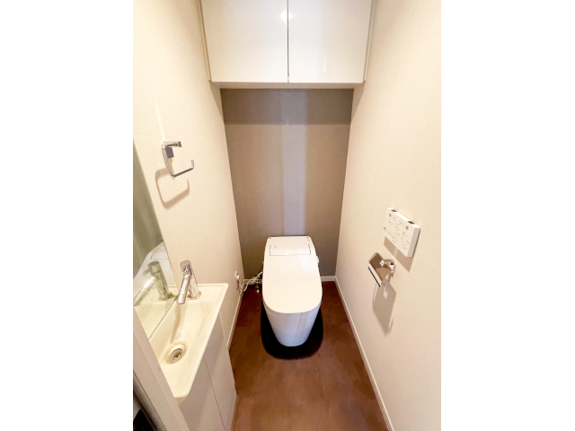 61322A98-EDBD-4D8A-AB78-45A5F61DF9E4S