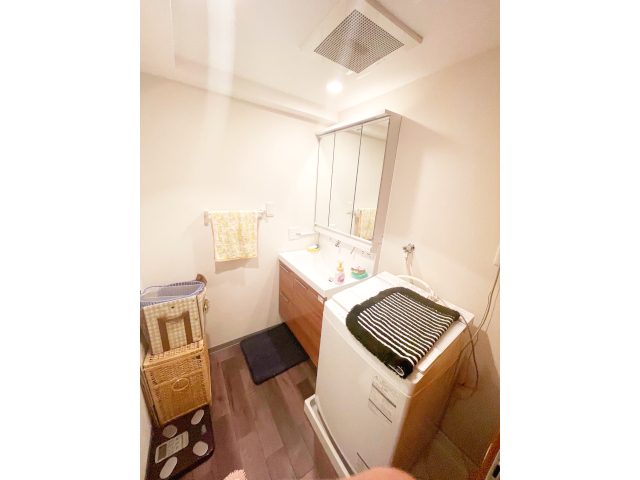 F6B06F19-28AD-4EBC-8CA4-4C81EA7623A5s