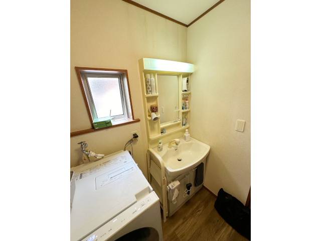 9F763725-0F35-4A95-AAFE-D0A3DDE9D527s