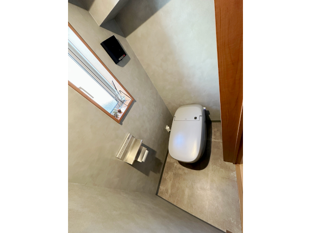 822A9AB6-FF66-41AA-8DF6-A703339F96EAs