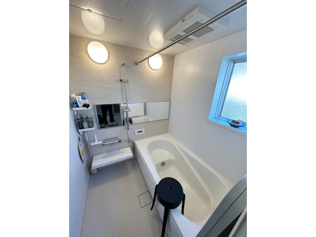 29B687D1-6CF8-41CB-9961-C6037D5527A5s