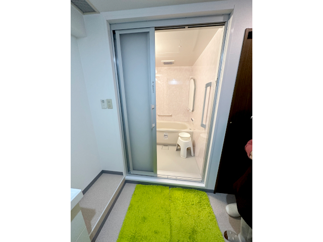 BEAB564A-E554-43DF-9CDD-01ADB6E638FFs