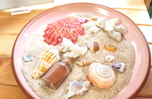 季節を感じさせる装飾がなされたやすらぎの院内