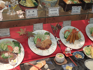 食品サンプル_ウィンドウ