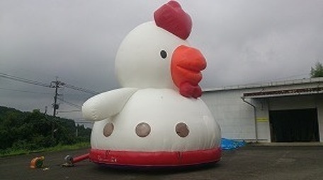 ふわふわドームニワトリ