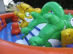 ふわふわ遊具カニさんランド