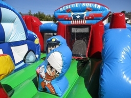 ふわふわ遊具レスキュースクエア