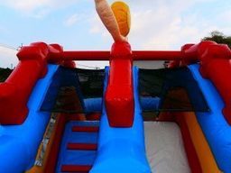 ふわふわアニマルプレイランド