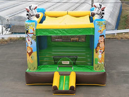 エア遊具ジャングルバウンス