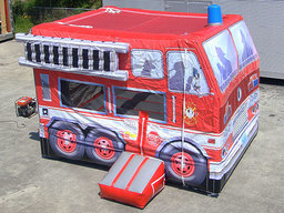 エア遊具ファイヤーエンジン