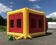 エアトランポリンダルマ