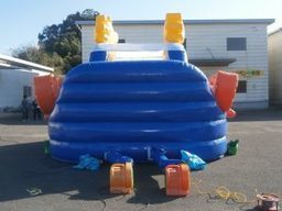 エアスライダーくまのみ