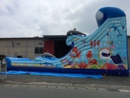 ふわふわ滑り台オーシャンスライダー