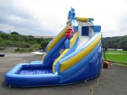 ふわふわ遊具スライダー・ウォータープレイランド2