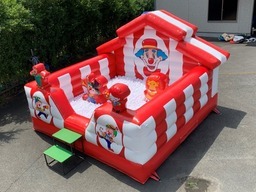 サーカスボールプール