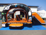 ふわふわ滑り台モンスタースライダー