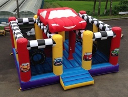 レースカーバウンス