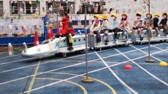小学校ミニ新幹線2