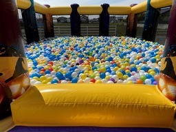 ハロウィンスクエアBP3