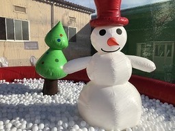 サンタボールプール4