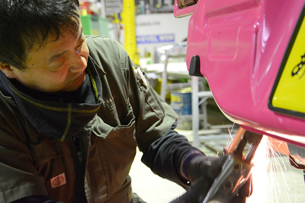 石川県の自動車板金・塗装ならオートモービレッジ