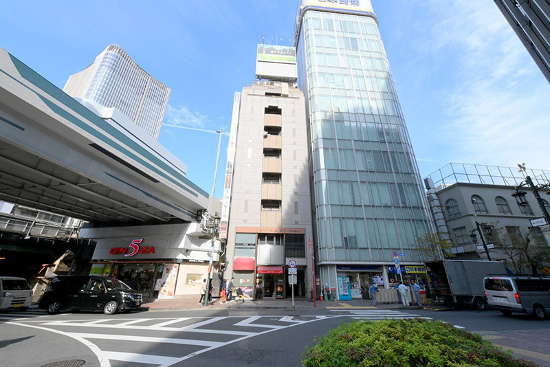 西銀座ビル外観