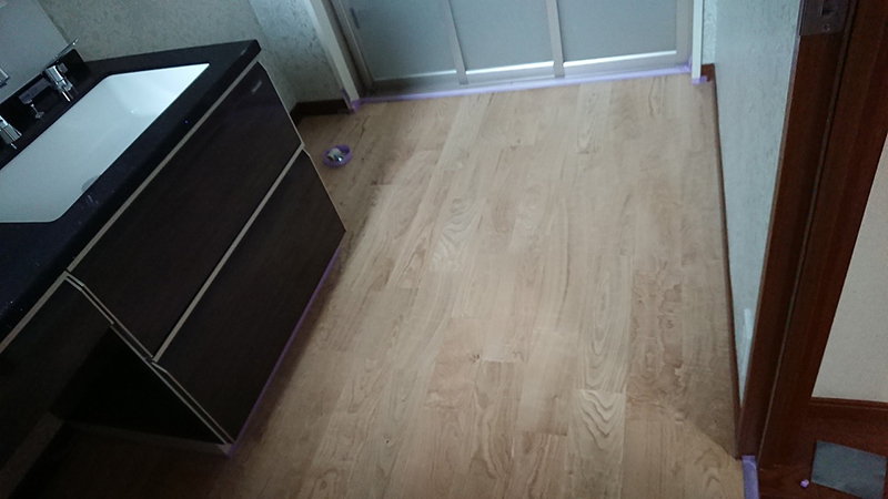 N様邸床ウレタン塗装工事