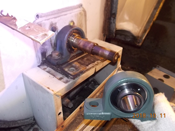 ベアリング交換1