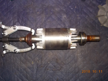 モーターベアリング交換