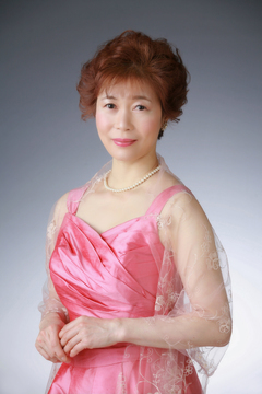 東京音楽院|声楽講師:足立 恭子