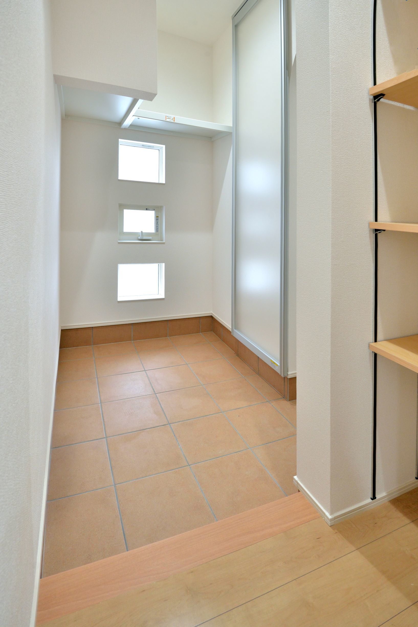 野村210-10エントランスクローク ネット