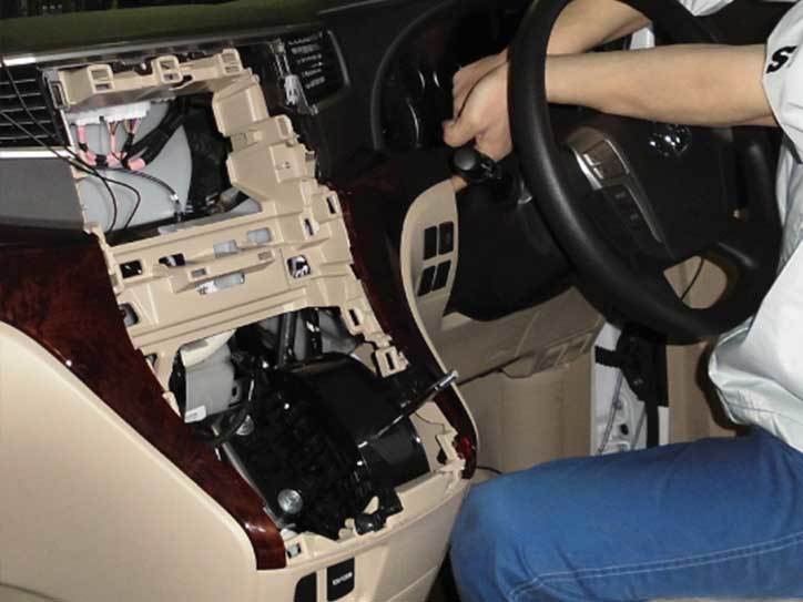 オーディオ取付