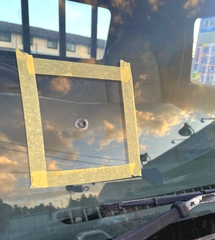 ガラスリペア補修前