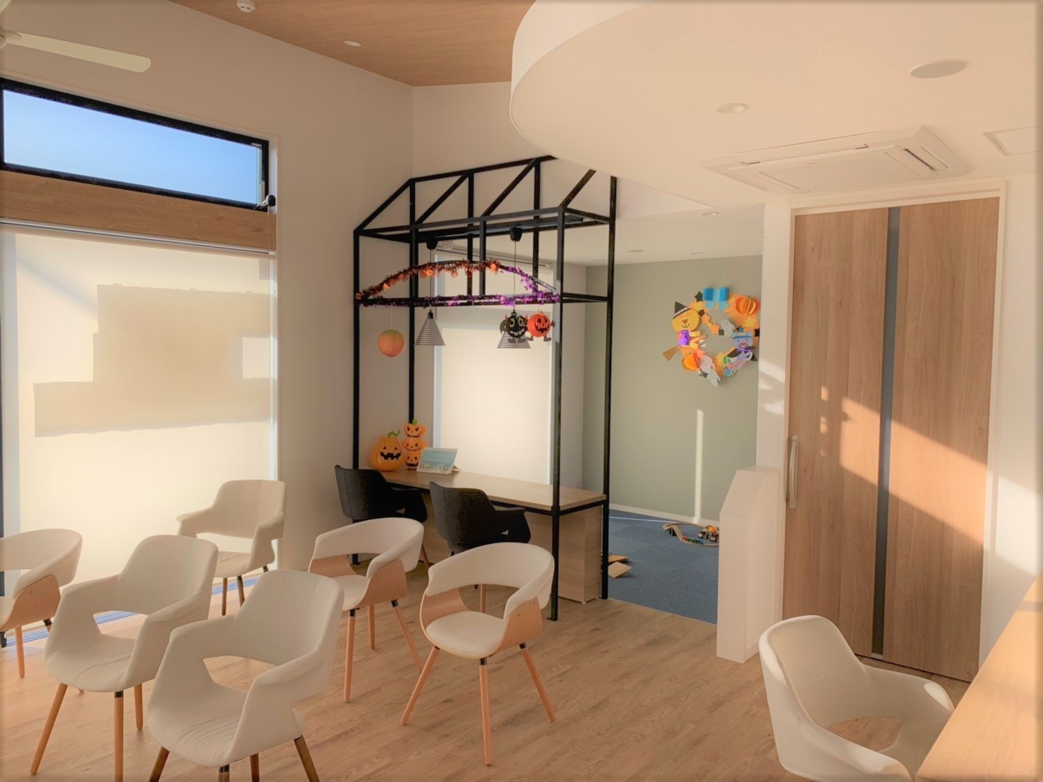 待合全体2調整済み