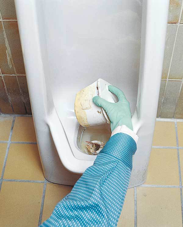 トイレクリーニング前