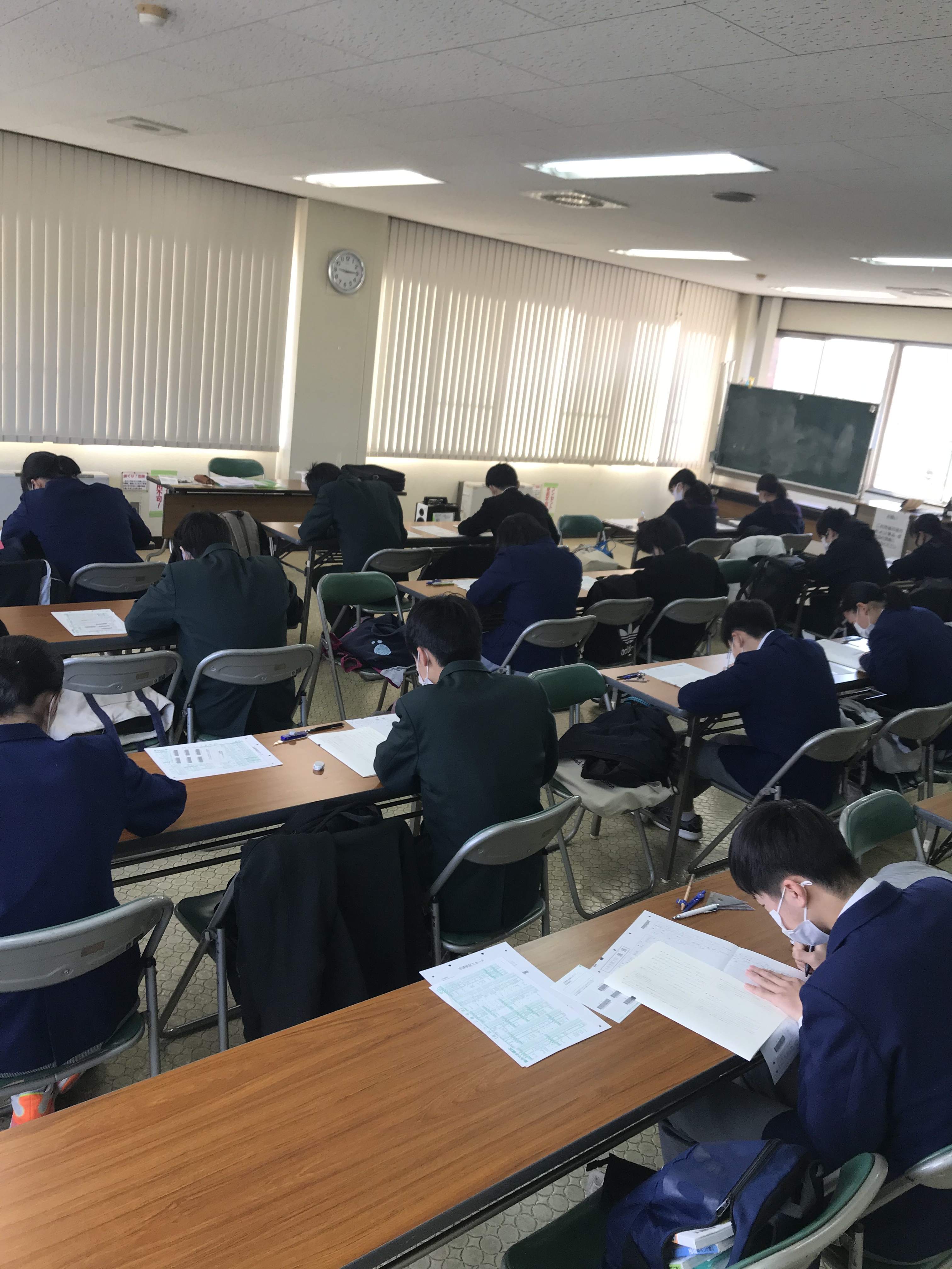 CDF2F89B-DFB0-43FC-987D-43A829A769D1