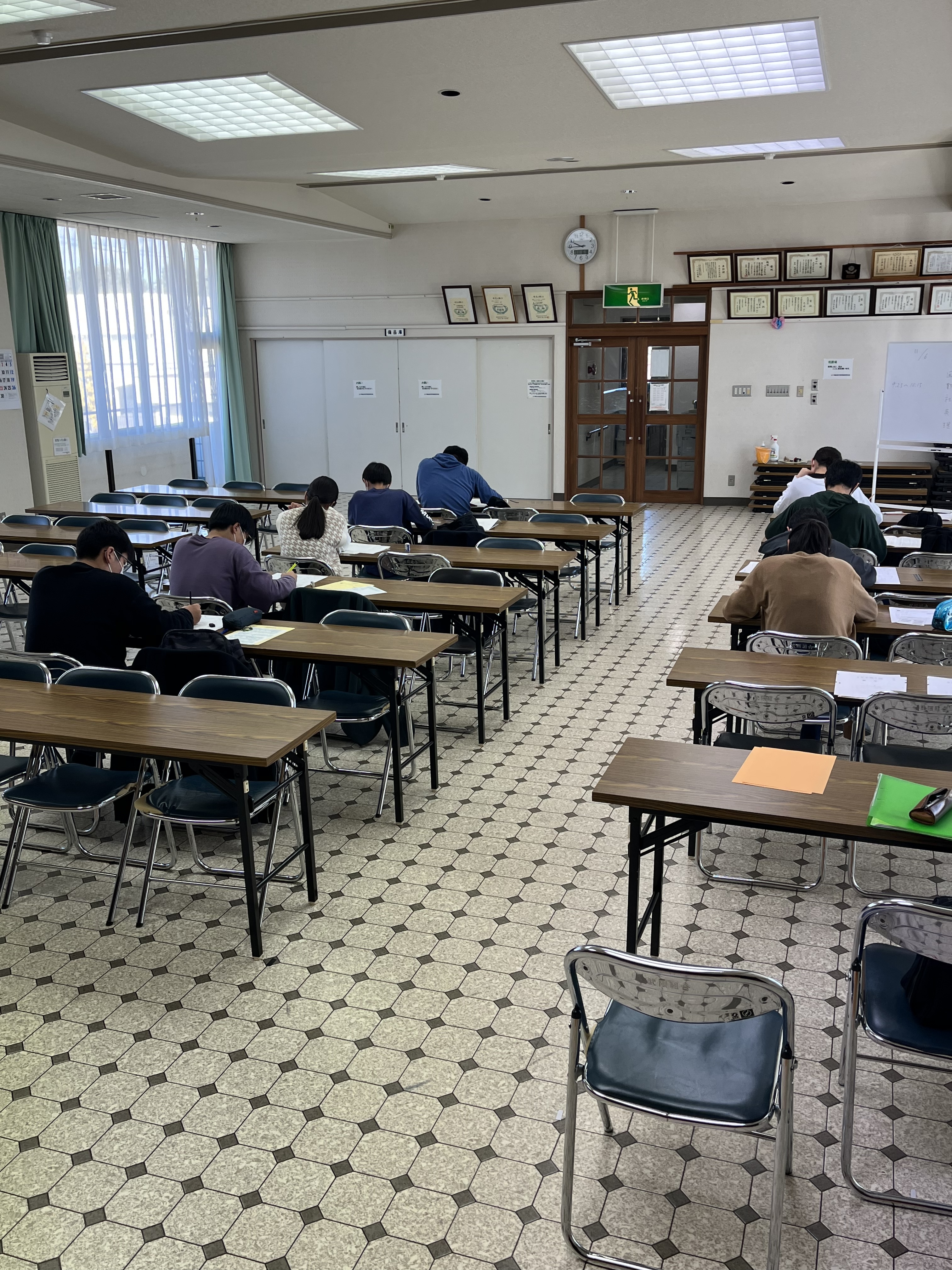 0EFF1C06-B35D-4FB7-B5F7-F19F6B791EDA