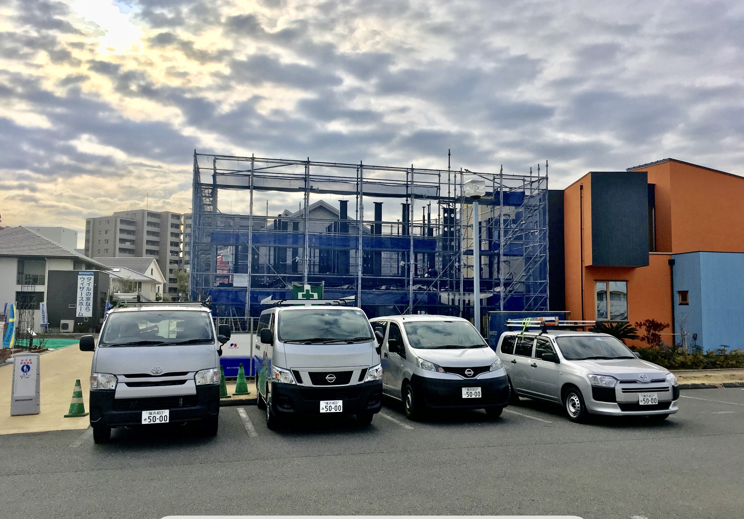 63E0EF12-A742-41BB-9441-0592704D92ED